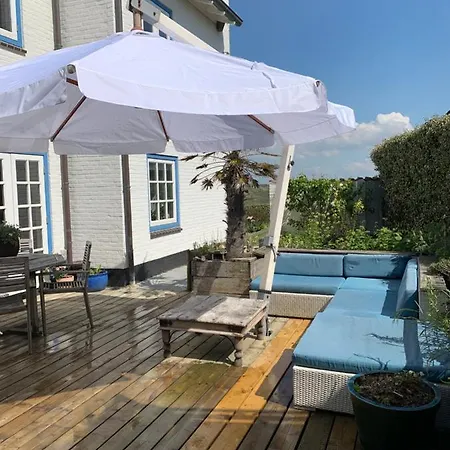 Villa Vrijstaande 50 Meter Het *